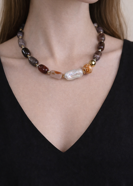 Stylish necklace with natural gemstones