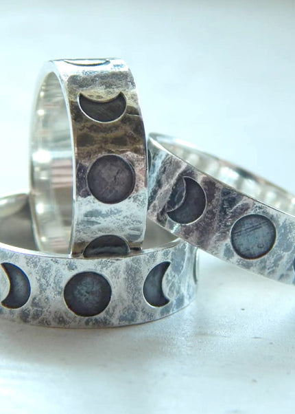Silver ring Moon
