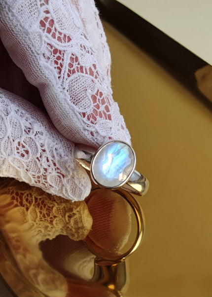 Ring Moonstone