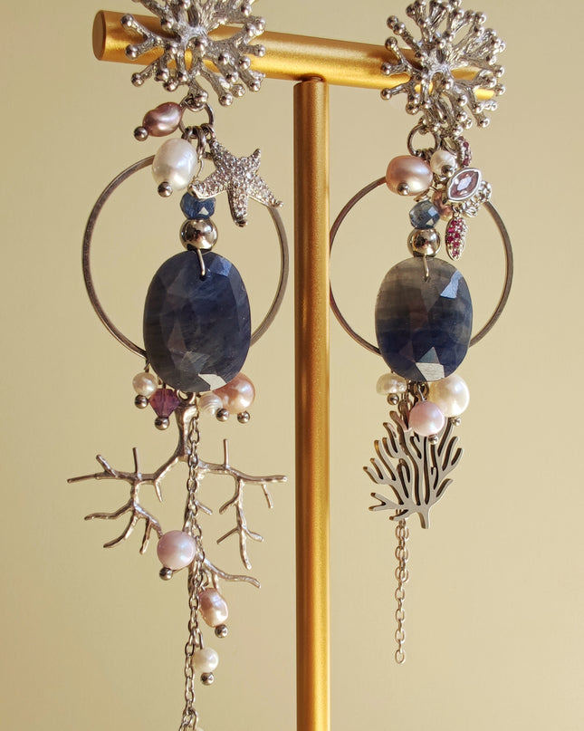 Marine-style earrings