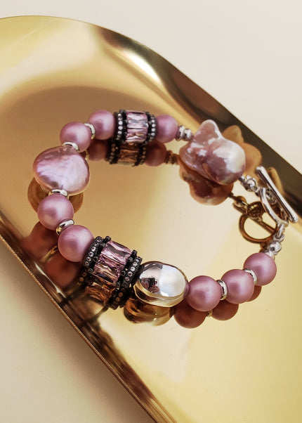 Bracelet with baroque pearls