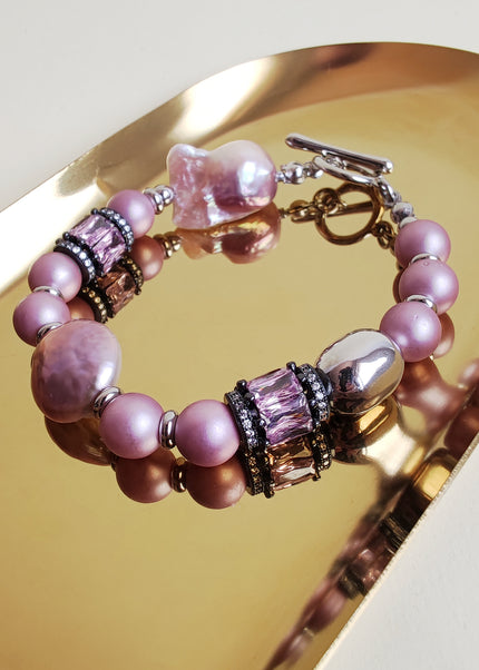 Bracelet with baroque pearls