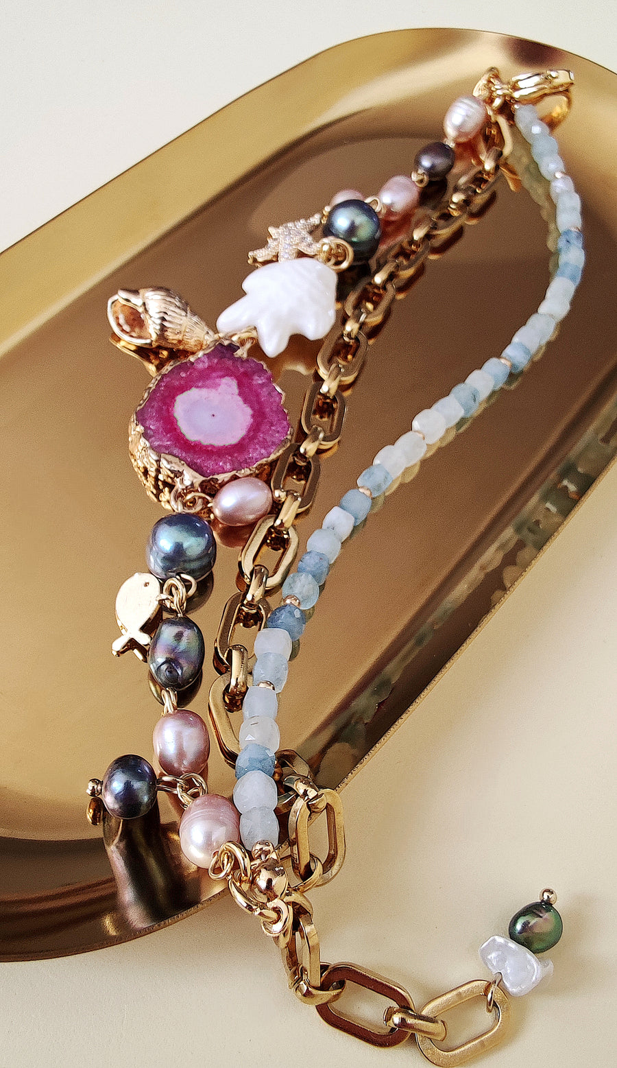 Seaside-inspired bracelet
