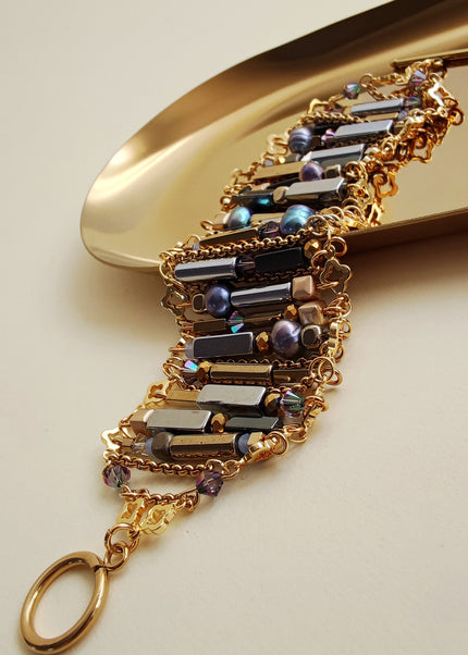 Wide bracelet