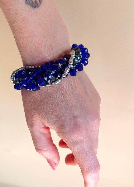 Pulsera Azul Brillante.