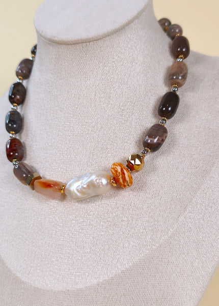 Stylish necklace with natural gemstones