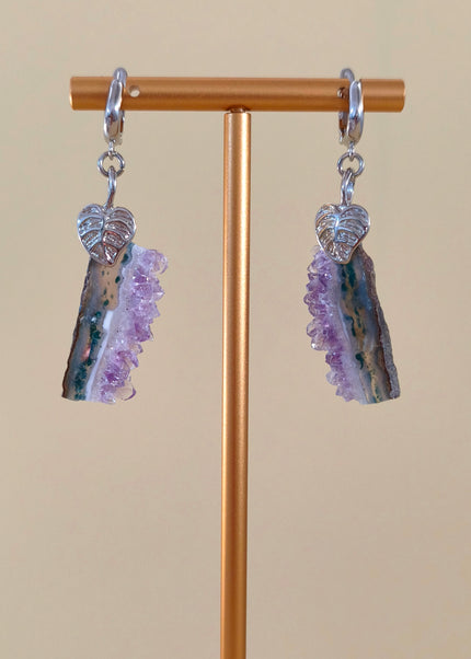 Earrings with Amethysts crystals