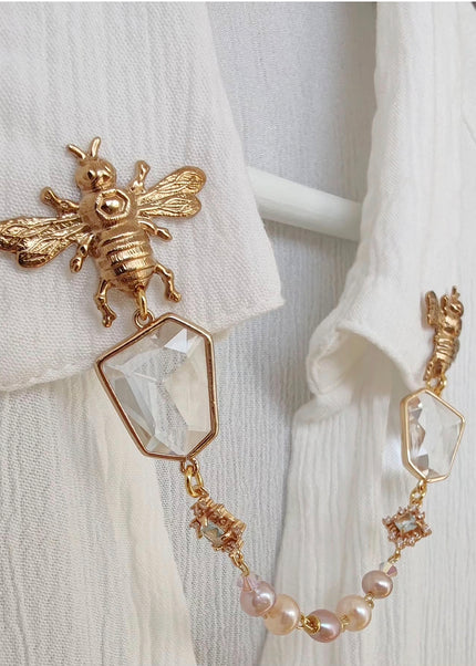 Jewelry accessory for a shirt or blazer