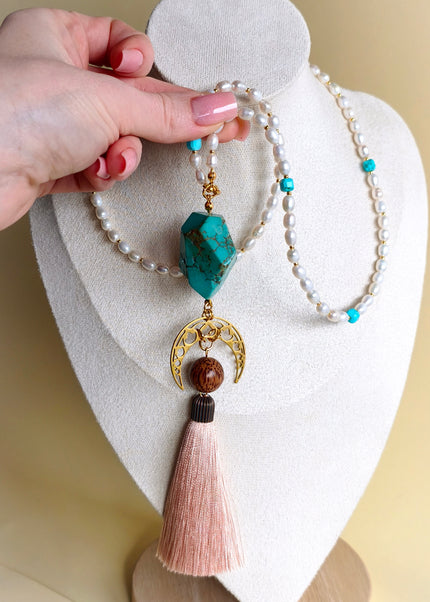 Necklace with a Fashionable Pendant