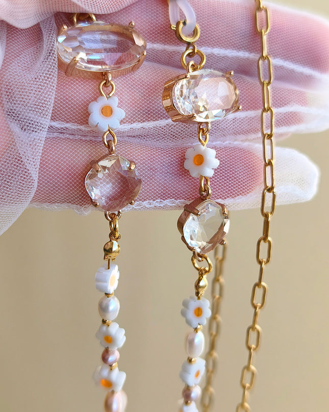 Eyeglass Chain with Daisies and Pearls