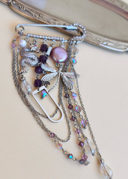 Brooch “Lilac Notes”